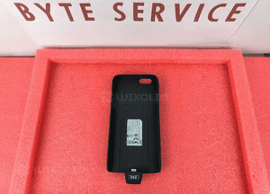 Etui / Ładowarka indukcyjna iPhone 6/6S Audi 8W0051435 3