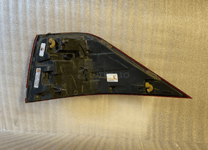 Mercedes gle A166 lampa lewa tył tylna 15- 4