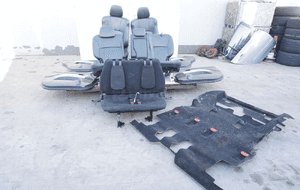 FOTELE BOCZKI WYKŁADZINA SKÓRA GRZANE 7 OSÓB MITSUBISHI OUTLANDER II 1