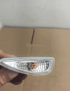 Kierunkowzkaz lewy 92303-1R0 hyundai I30 ii 1