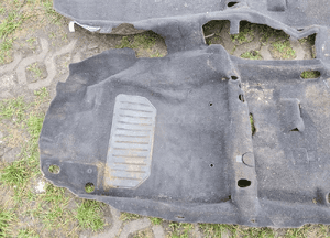 toyota corolla verso 04-08 dywan wykładzina 2