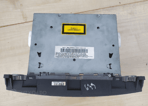 MERCEDES 639 viano vito sprinter 906 radio command nawigacja A 9068201589 BE7095 8