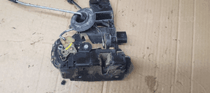 Zamek lewy przód przedni VW Golf IV 4 8 PIN 3