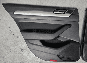 VW Passat B8 boczek drzwi  tył tylni prawy  lewy 2