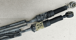 Renault Megane III 3 1.5 DCI lewarek wybierak linki biegów 8200779125 4