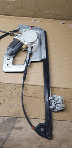 Mechanizm podnośnik szyby prawy przód BMW 5 E39 8360512 5