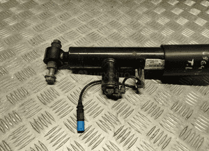 BMW F32 AMORTYZATOR PRAWY LEWY TYLNY 6864755 3