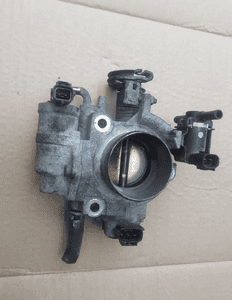 Mazda 3 BK 03-09 1.6 16V Przepustnica krokowy 1