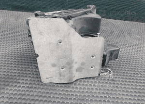 Obudowa Filtra 03G133835A 03G133833 03G133837 Powietrza Pokrywa 2.0 TFSI Benzyna Audi A4 B7 6