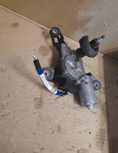 SILNIK WYCIERACZKI TOYOTA YARIS II 0390201825 5