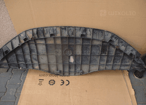 Płyta osłona pod zderzak przód przedni jaguar xf X250 3