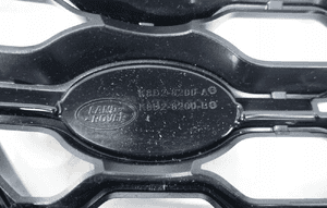 Land rover evoque ii 2019- atrapa grill chłodnicy K8D2-8200A K8D2-8200B 6