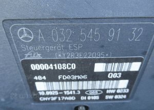 POMPA HAMULCOWA ABS MERCEDES C-KLASA W203  A0325459132 2000- 3