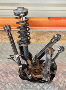 BMW X3 F25 X4 F26 ZWROTNICA AMORTYZATOR PRAWY TYŁ TYLNY 6790498 6796317 1