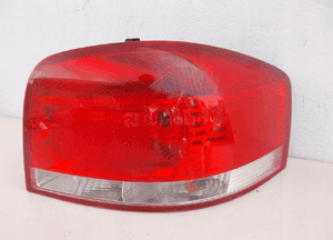 Audi A3 8P - Lampa Tylna Prawa - 11841 6