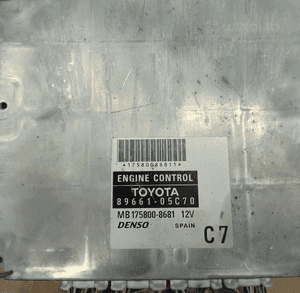 Toyota Avensis 2.2 D4D komputer sterownik silnika 89661-05A41 05C70 1