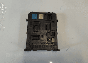 SKRZYNKA BEZPIECZNIKÓW SCUDO EXPERT JUMPY OD 06- 967847718001 1