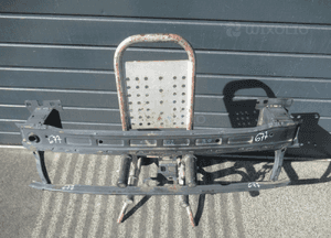 Belka przednia przód zderzaka audi Q2 81A 81A807109C 2