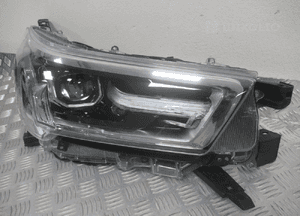 Nowa lampa przednia przód prawa toyota hilux viii 8 lift full led 81110-0KP41 2020 7