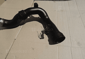 Rura powietrza audi 2.0 tdi bkd 1K0145770D 2