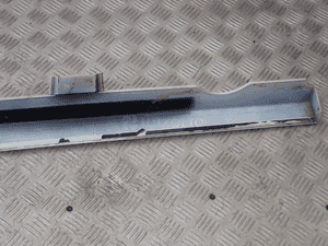 LISTWA PROGOWA PRAWA VW GOLF VII R-LINE  5G0853856A   5