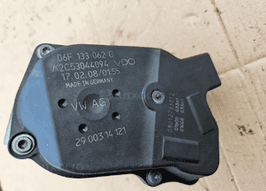Audi A4 B8 1.8 TFSI przepustnica 06F133062G 2