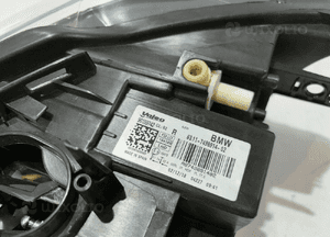 BMW 4 F32 / F36 LCI Lampa przednia Led R - 16011 9