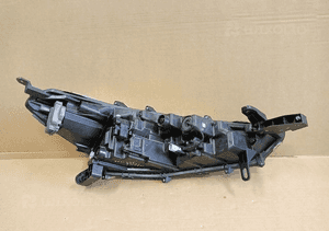 Lampa lewa lewy full led toyota corolla cross 22- 3
