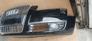 Zderzak przód przedni Audi A6 C6 XENON LY9B 4
