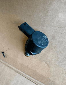 Czujnik zawór ciśnienia paliwa regulator Opel Astra H 1.9 CDTI 0281002507 1