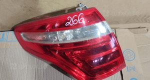 Lampa lewa tył tylna citroen C4 picasso 1