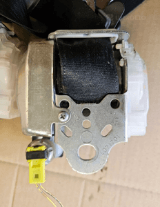 Citroen C1 Peugeot 107 Toyota Aygo pas bezpieczeństwa przód prawy lewy 3D 3