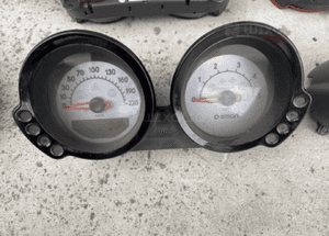 SMART FORFOUR diesel BENZYNA LICZNIK predkosciomierz 4