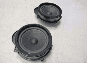 LAND ROVE DISCOVERY L319 GŁOŚNIK PRZÓD H/K LOGIC 7 3