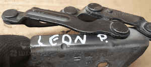 Zawias maski prawy przód Seat Leon II 1P0823302 6
