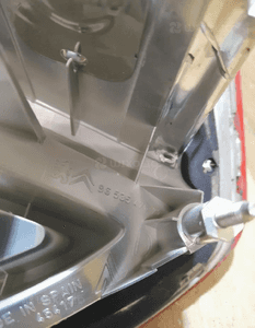 Lampa w klapę prawy tył citroen C4 picasso nr 9653547677 3