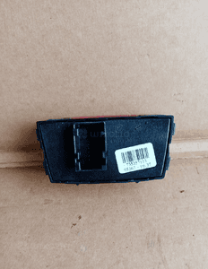 Przełącznik włącznik świateł awaryjnych Fiat  Panda II 735357113 2