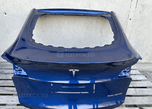 Klapa bagaznika tyl tylna tesla model y 2020- bardzo ladna oryginalna 1