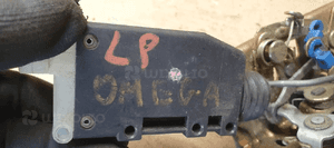 Zamek lewy tył tylny lewy Opel Omega B 90493703 09174595 7