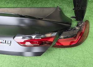 Zderzak tył klapa tył lampy tylne bmw M8 F93 5
