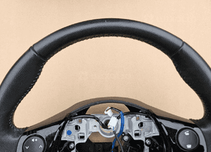 Toyota AYGO II kierownica tempomat skórzana igła 4