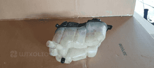 Zbiorniczek wyrównawczy płynu Ford Mondeo MK4 6G91-8K218-AD 5