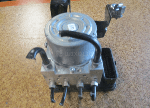 Pompa abs land range rover evouqe EJ322-C405-AH 1