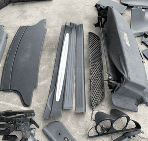 MERCEDES SL 230 cabrio boczek bagaznika tapicerka osłona plastik pasa podłoga klapa słupek 12