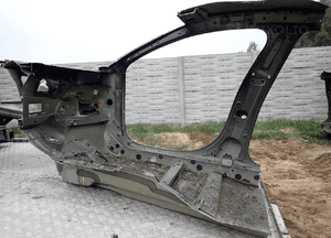Cwiartka przod prawa  peugeot 508 ktvd 2