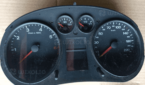 Audi A2 zegar licznik 1.4 16V 8Z0920900 G 1