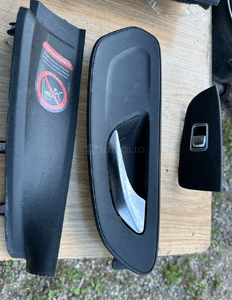 Mercedes 447 VITO V klasa osłona plastik wnętrza schowek obudowa ramka kratka konsoli panel szyby 12