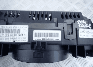 Mercedes c W204 licznik zegary A2049004408 radom 4