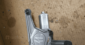 Mechanizm silniczek wycieraczki tył tylnej Toyota Avensis T25 kombi 85130-05100 2529600-0103 3