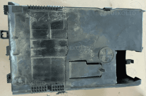 Citroen C4 Picasso I obudowa akumulatora 4